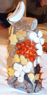 Photo of Dona i ocell Food Sculpture