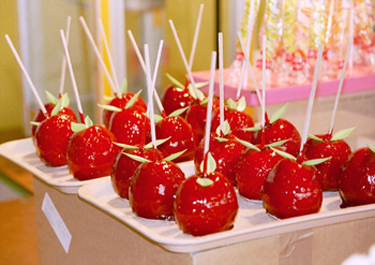 Candy Apple on a Stick - American Children's Songs - The USA - Mama Lisa's World: Children's Songs and Rhymes from Around the World  - Intro Image